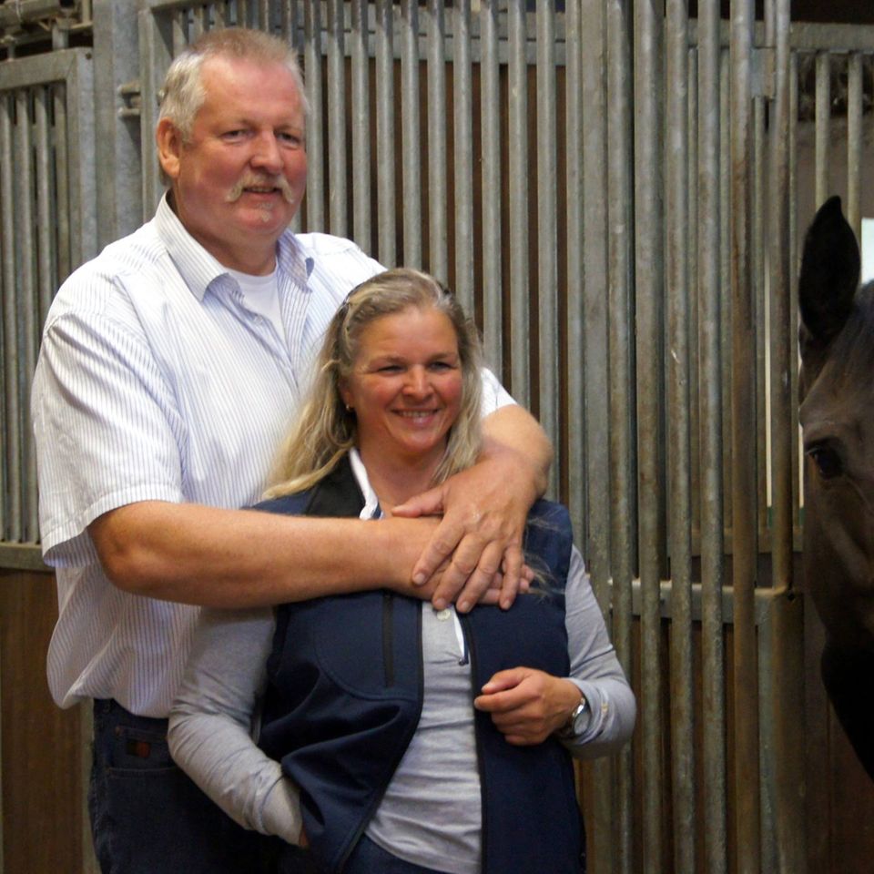 Tamme Hanken (†) und seine Witwe Carmen