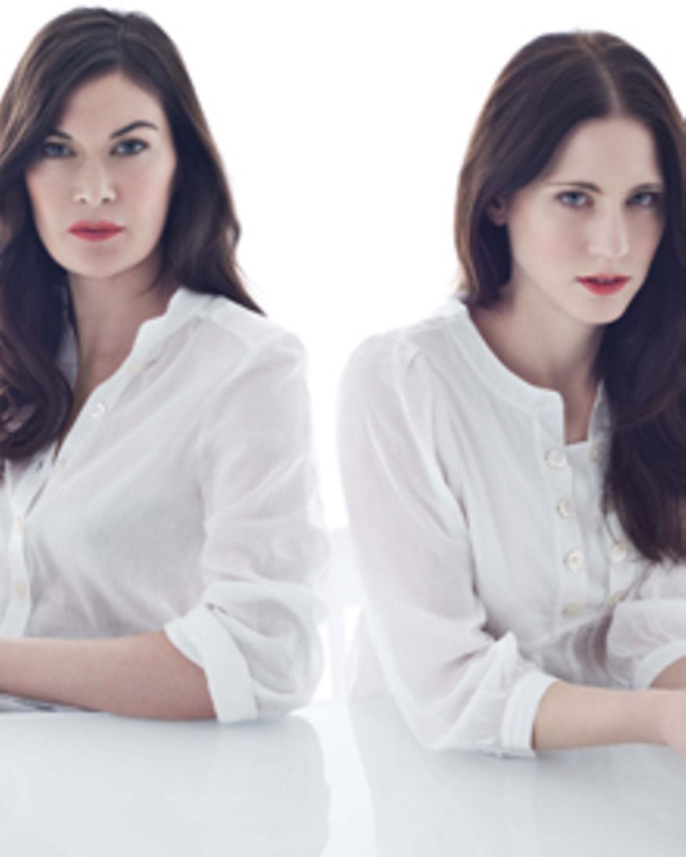 Die Designerinnen Alexandra Fischer-Roehler und Johanna Kühl vom Label Kaviar Gauche Die Designerinnen Alexandra Fischer-Roehler und Johanna Kühl vom Label Kaviar Gauche