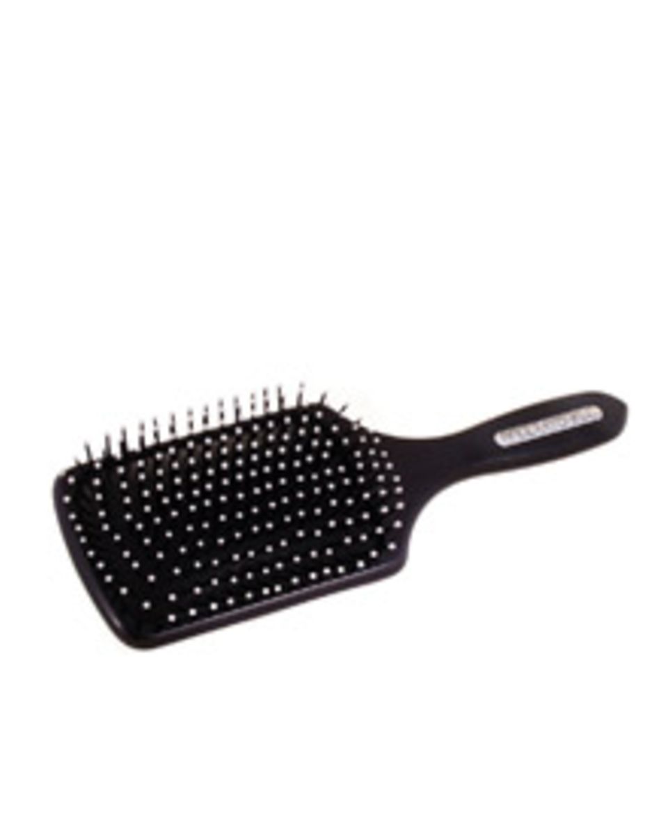macht aus langem Haar eine tolle Frisur: Paddle-Bürste (von Paul Mitchell, ca. 15 Euro) macht aus langem Haar eine tolle Frisur: Paddle-Bürste (von Paul Mitchell, ca. 15 Euro)