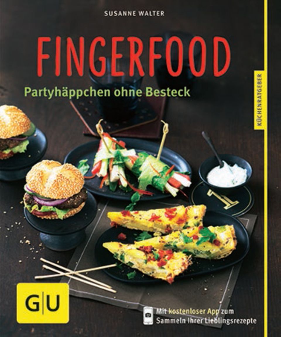 Torteletts mit Kräuterguss: Ob pikant oder süß, klassisch oder ausgefallen – Köchin und Foodstylistin Susanne Walter präsentiert die schönsten Fingerfood-Rezeptideen aus aller Welt. Mit dabei: hausgemachte Grissini, Garnelen-Ananas-Spieße und Mini-Apfelstrudel. Dazu Tipps für das perfekte Party- Büffet. ("Fingerfood", GU Verlag, 64 S., 8,99 Euro) Ob pikant oder süß, klassisch oder ausgefallen – Köchin und Foodstylistin Susanne Walter präsentiert die schönsten Fingerfood-Rezeptideen aus aller Welt. Mit dabei: hausgemachte Grissini, Garnelen-Ananas-Spieße und Mini-Apfelstrudel. Dazu Tipps für das perfekte Party- Büffet. ("Fingerfood", GU Verlag, 64 S., 8,99 Euro)