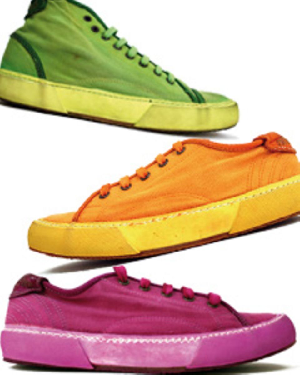Stückgefärbte Leinen-Sneaker aus der Kollektion "Allenamento '66". Erhältlich ab ca. 145 Euro in ausgewählten Geschäften