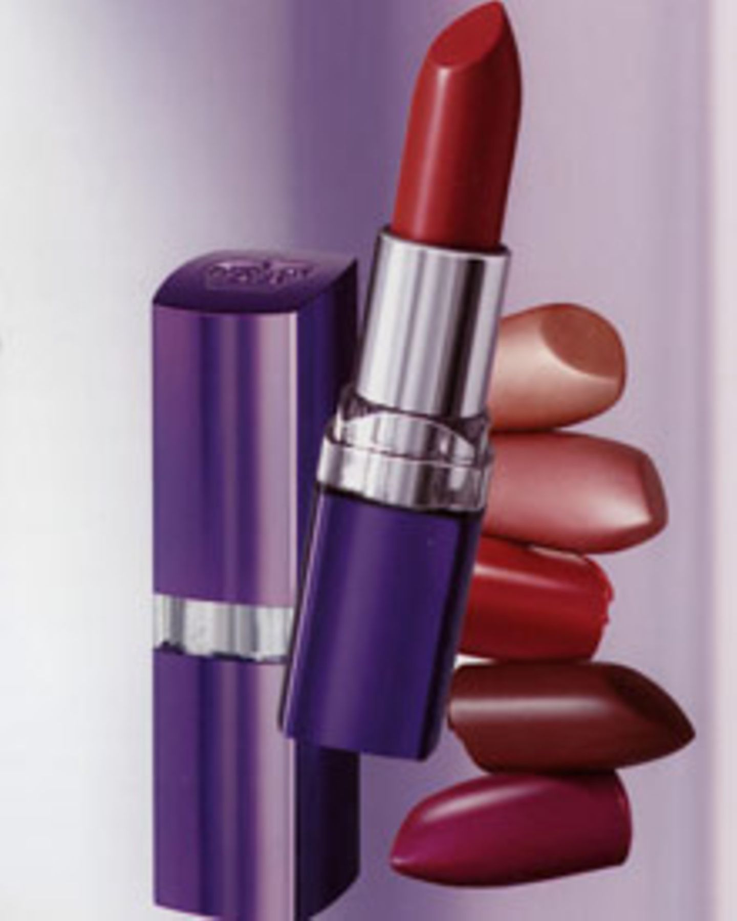 "Moisture Renew Lipsticks" von Rimmel (ca. 8 Euro) "Moisture Renew Lipsticks" von Rimmel (ca. 8 Euro)