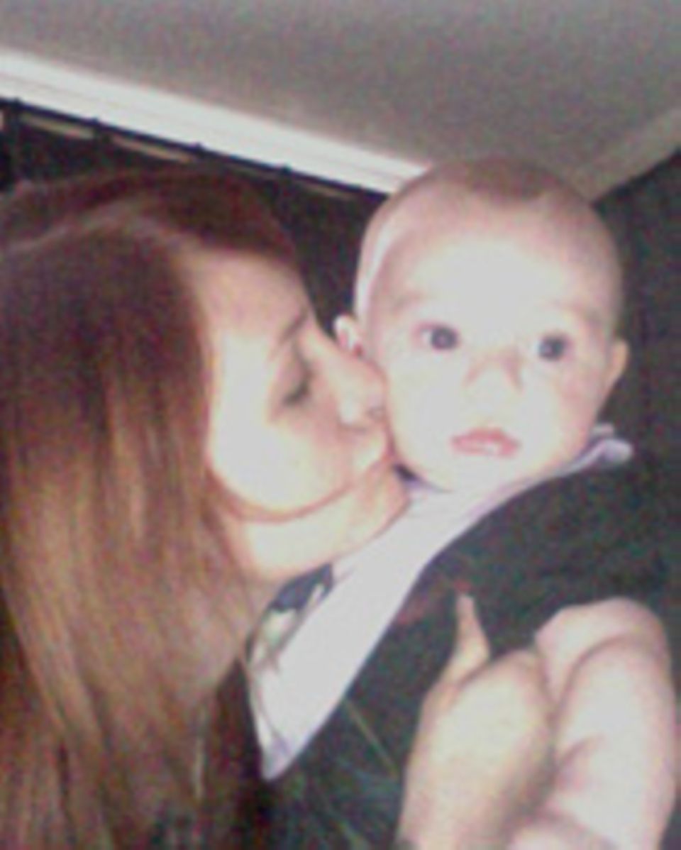 Ashlee Simpson und Bronx Mowgli. <link adr="http://twitter.com/ashsimpsonwentz">Hier gehts zu Ashlee Simpsons Twitter-Seite</lin Ashlee Simpson und Bronx Mowgli. <link adr="http://twitter.com/ashsimpsonwentz">Hier gehts zu Ashlee Simpsons Twitter-Seite</lin