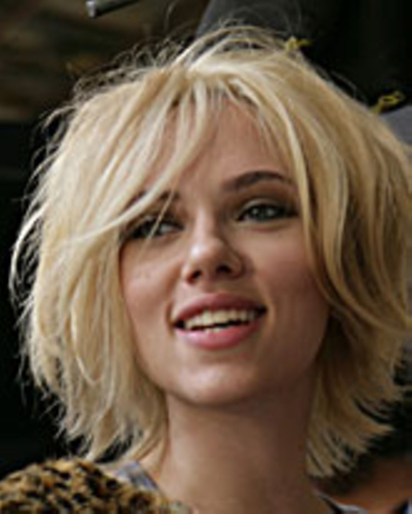 Scarlett Johansson, Mango