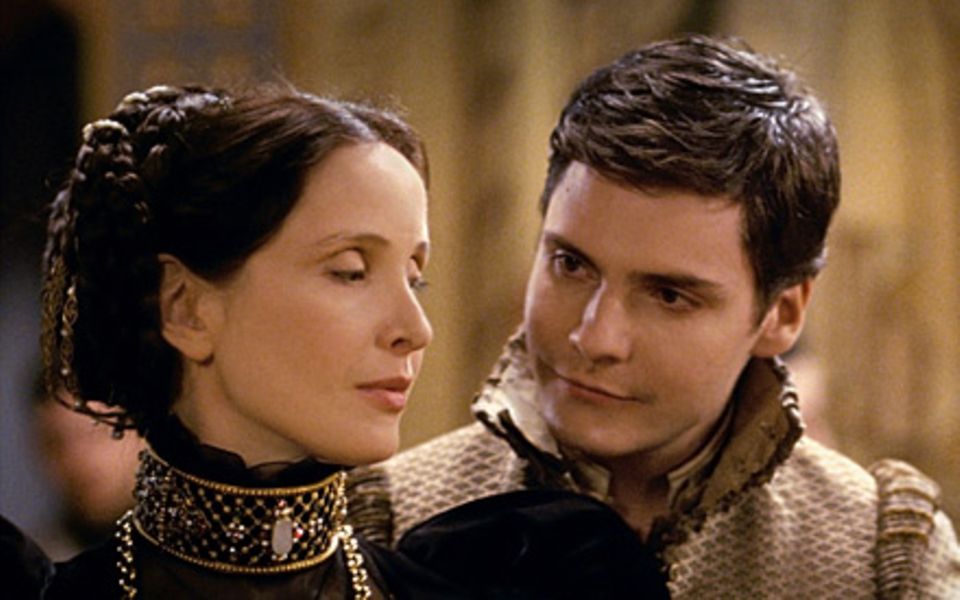 In der blutigen Historientragödie "Die Gräfin" spielt Julie Delpy zusammen mit Daniel Brühl (Kinostart 25. Juni 2009)