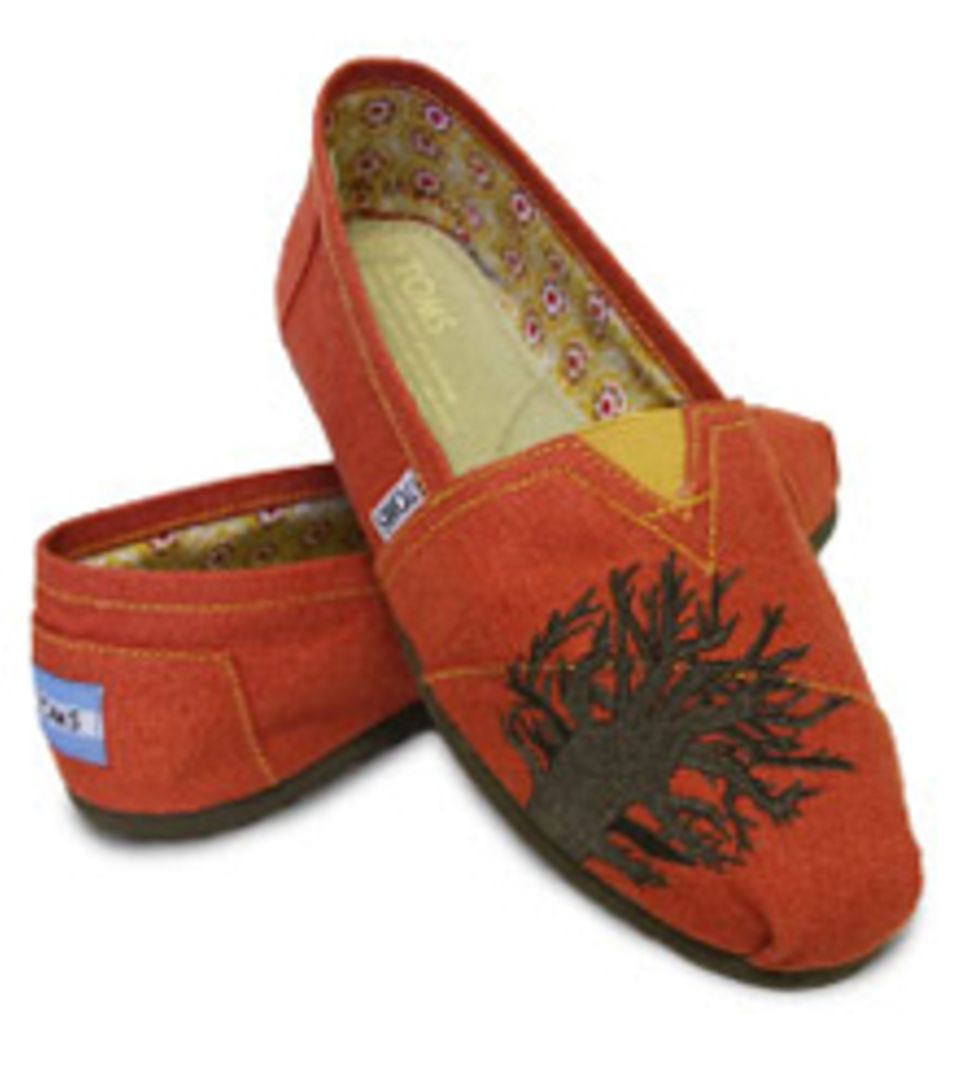 Der afrikanische Baobab Maum schmückt die Charity-Schuhe von Charlize Theron. Der afrikanische Baobab Maum schmückt die Charity-Schuhe von Charlize Theron.