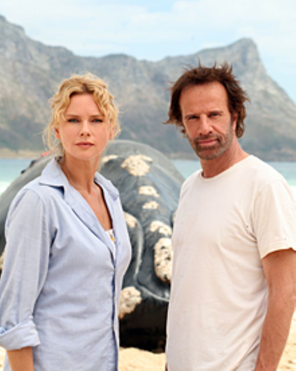 Veronica Ferres und Christopher Lambert spielen die Hauptrollen des Event-Zweiteilers "Geheimnis der Wale". Veronica Ferres und Christopher Lambert spielen die Hauptrollen des Event-Zweiteilers "Geheimnis der Wale".