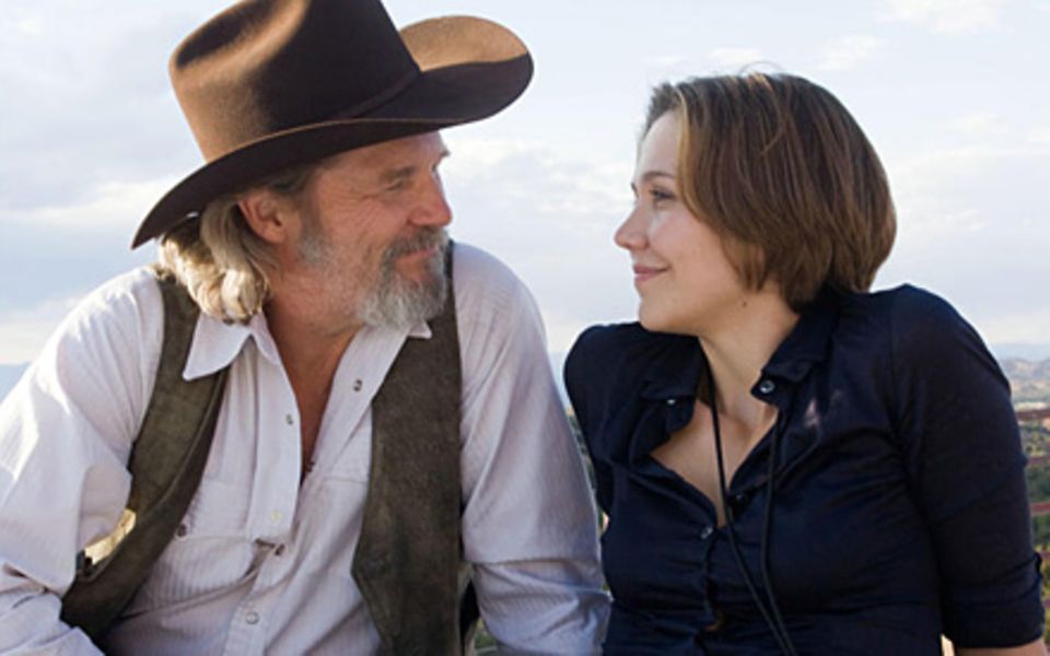 "Crazy Hearts": Für Jean (Maggie Gyllenhaal) will Bad Blake (Jeff Bridges) ein besserer Mensch werden. Daher muss er sich entsch "Crazy Hearts": Für Jean (Maggie Gyllenhaal) will Bad Blake (Jeff Bridges) ein besserer Mensch werden. Daher muss er sich entsch
