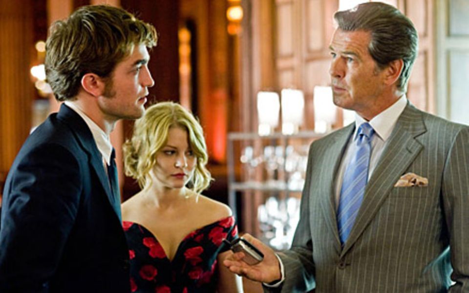 Grosses Drama: In "Remember Me" spielt Robert Pattinson (hier mit Emilie de Ravin und Pierce Brosnan) einen jungen Mann, dessen