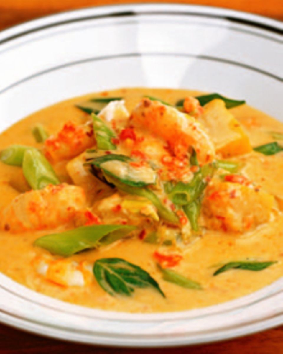 Thailändische Kürbis-Kokossuppe Thailändische Kürbis-Kokossuppe