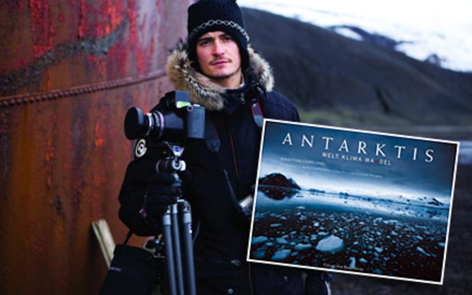 Orlando Bloom begleitete seinen Cousin Sebastian Copeland in die Antarktis. Mehr fantastische Bilder gibt es im Bildband "Antark