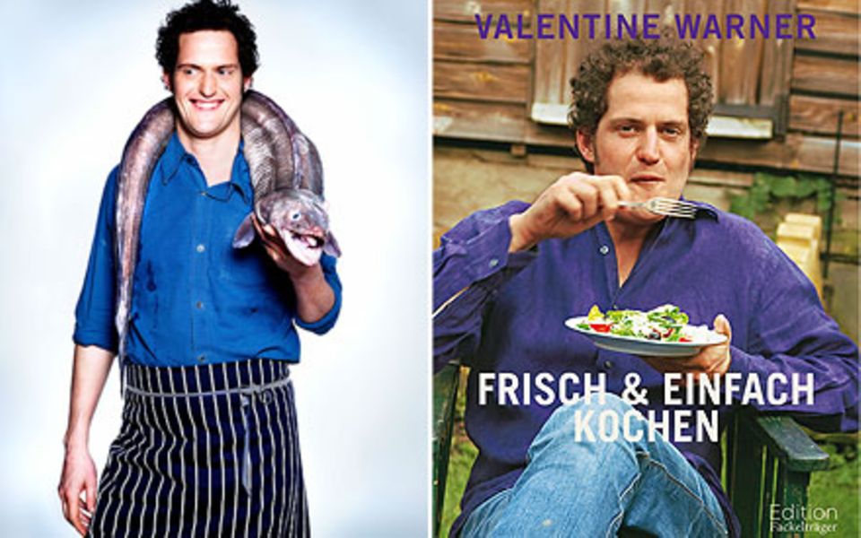 Valentine Warner hat keine Berührungsängste mit den Rohmaterialien des Kochens. Recht: Das neue Kochbuch von Valentine Warner. Valentine Warner hat keine Berührungsängste mit den Rohmaterialien des Kochens. Recht: Das neue Kochbuch von Valentine Warner.