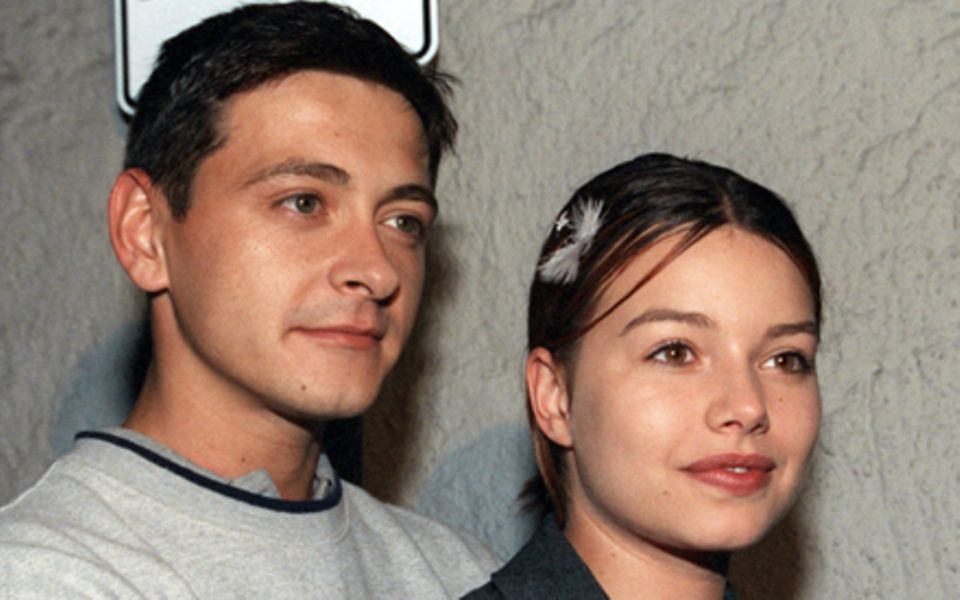 "Supertalent"-Kandidat Darko Kordic und Cosma Shiva Hagen als glückliches Paar bei einer Theaterpremiere 1999.