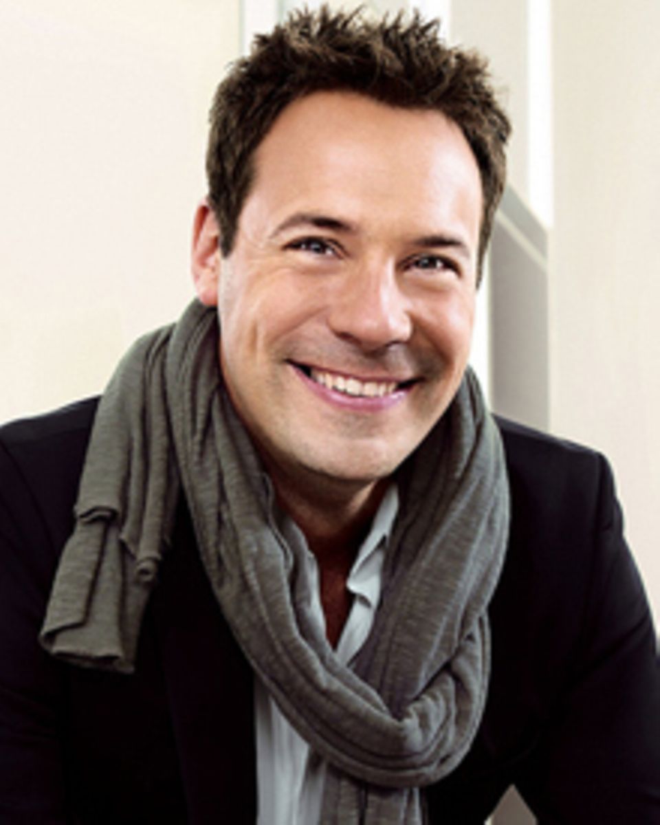 Sascha Breuer, Hairstylist und Beautyexperte . Sascha Breuer, Hairstylist und Beautyexperte .