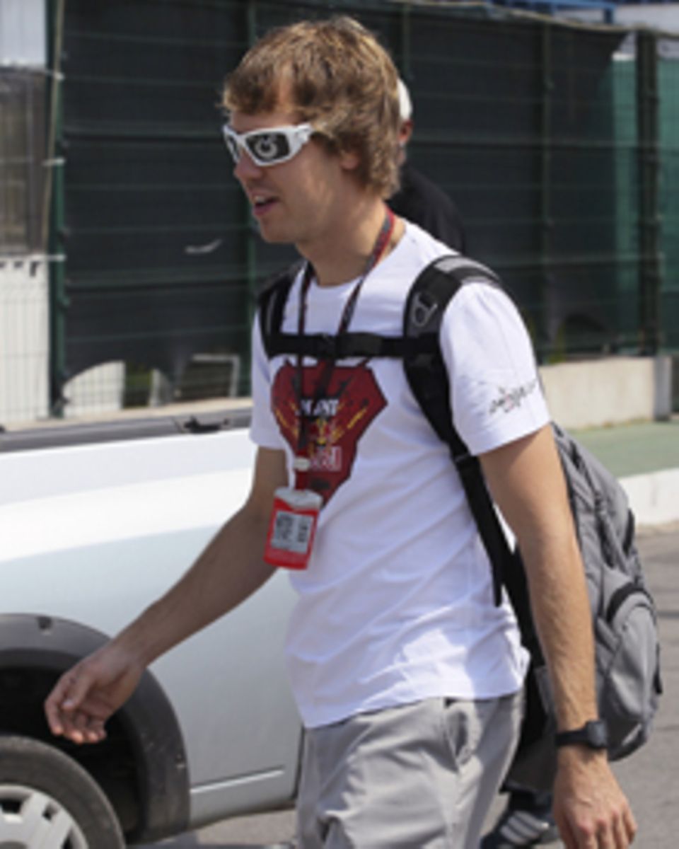 Wenn er unterwegs ist, wirkt Sebastian Vettel wie ein Rucksacktourist.