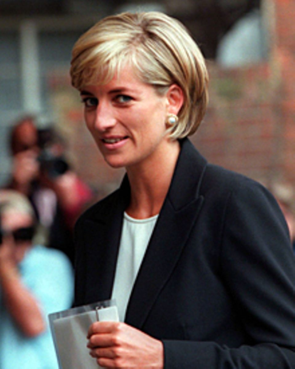 Schweres Erbe: Ob Kate will oder nicht, sie wird mit Lady Di verglichen. Schweres Erbe: Ob Kate will oder nicht, sie wird mit Lady Di verglichen.