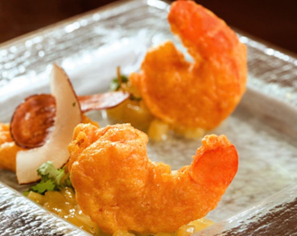 Tempura von der Riesengarnele auf Mangochutney. Tempura von der Riesengarnele auf Mangochutney.