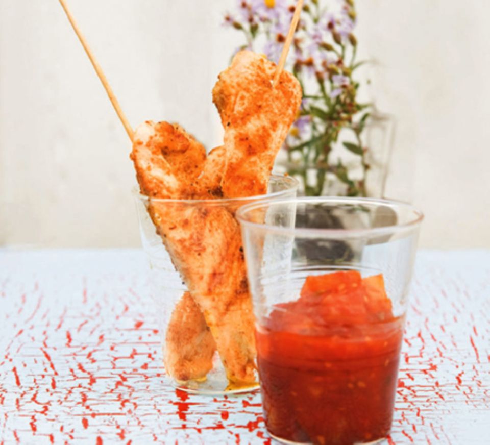 Hähnchenstreifen mit Tomaten-Ananas-Ketchup Hähnchenstreifen mit Tomaten-Ananas-Ketchup