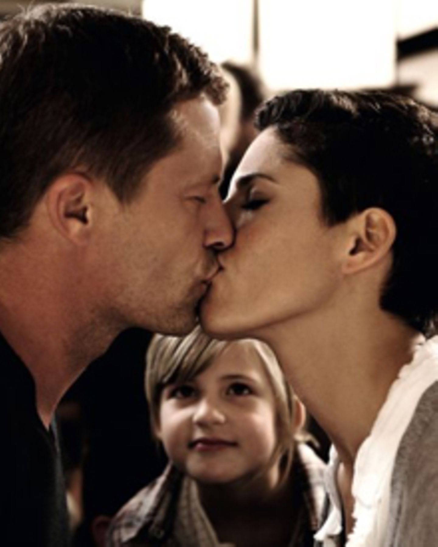 In Kokowääh muss Henry (Til Schweiger) Familie und Liebe unter einen Hut bekommen. In Kokowääh muss Henry (Til Schweiger) Familie und Liebe unter einen Hut bekommen.