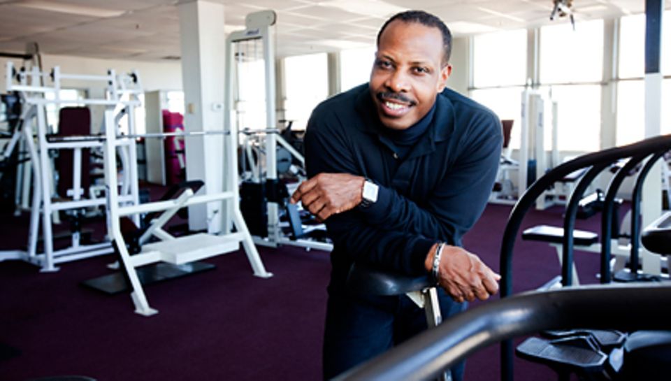 Cornell McClellan, 54, in seinem Fitnessstudio "Naturally Fit" in Chicago Cornell McClellan, 54, in seinem Fitnessstudio "Naturally Fit" in Chicago
