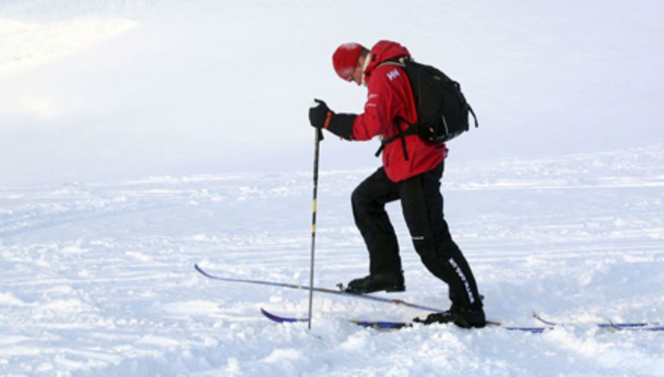 Prinz Harry hat mit dem Training für die Nordpol-Expedition begonnen. In Norwegen war die Presse zu Gast. Prinz Harry hat mit dem Training für die Nordpol-Expedition begonnen. In Norwegen war die Presse zu Gast.