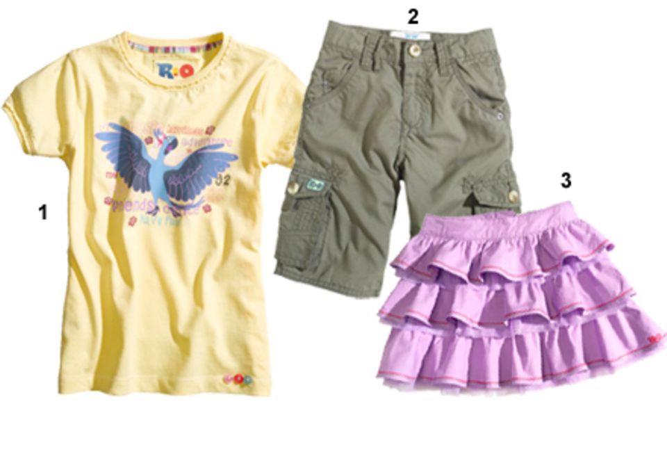 1. Bedrucktes T-shirt, ca. 13 Euro; 2. Bermudas aus Baumwolle, ca. 28 Euro; Dreistufiger Lagenrock, ca. 23 Euro. Alles über Peek 1. Bedrucktes T-shirt, ca. 13 Euro; 2. Bermudas aus Baumwolle, ca. 28 Euro; Dreistufiger Lagenrock, ca. 23 Euro. Alles über Peek