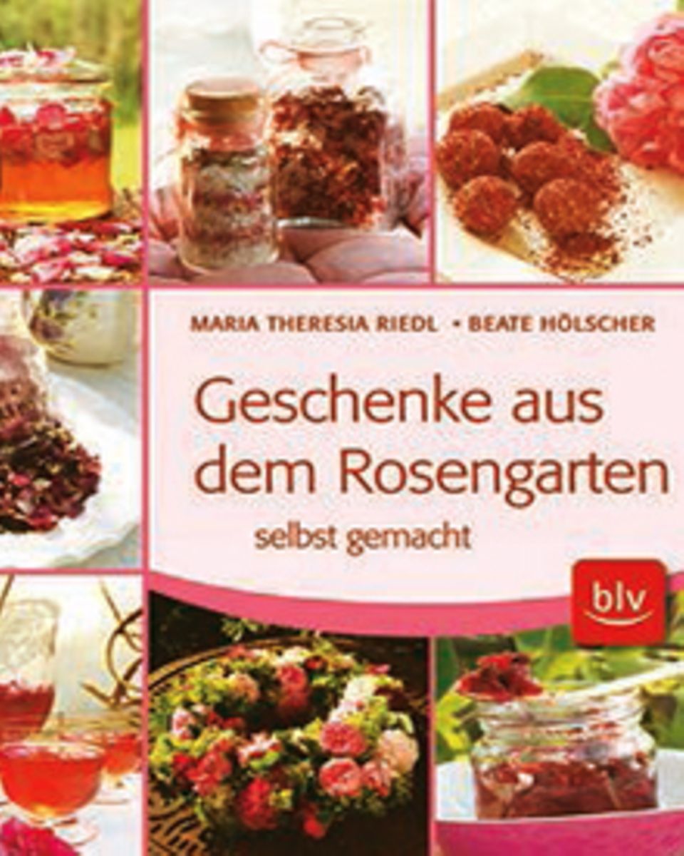 Die besten Zutaten für Kuchen, Sirup und Marmelade wachsen im eigenen Garten. Maria Theresia Riedl und Beate Hölscher zeigen in Die besten Zutaten für Kuchen, Sirup und Marmelade wachsen im eigenen Garten. Maria Theresia Riedl und Beate Hölscher zeigen in
