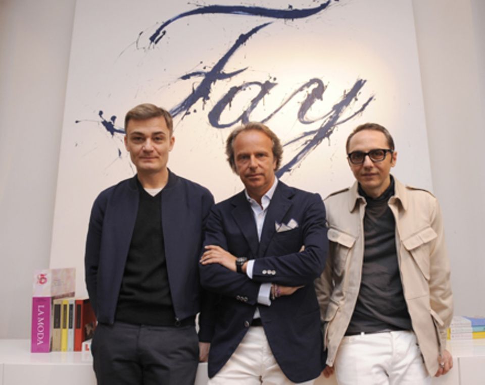 Roberto Rimondi, Vizepräsident der Tod's-Gruppe Andrea Della Valle und Tommaso Aquilano freuen sich über die Zusammenarbeit für Roberto Rimondi, Vizepräsident der Tod's-Gruppe Andrea Della Valle und Tommaso Aquilano freuen sich über die Zusammenarbeit für