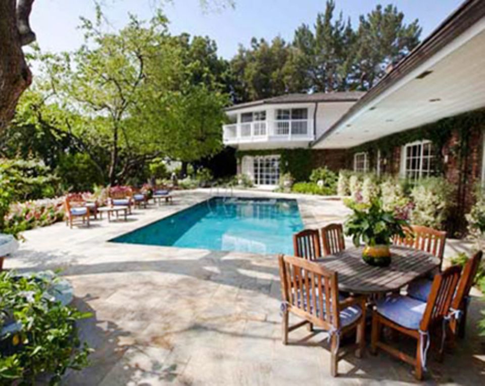 Die Villa von Elizabeth Taylor verfügt unter anderem über einen Pool und fünf Schlafzimmer.