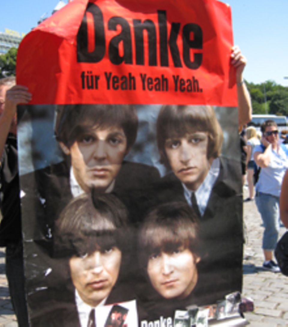 Vor 40 Jahren starteten die "Beatles" ihre legendäre Karriere in Hamburg. Die Fans bedanken sich.