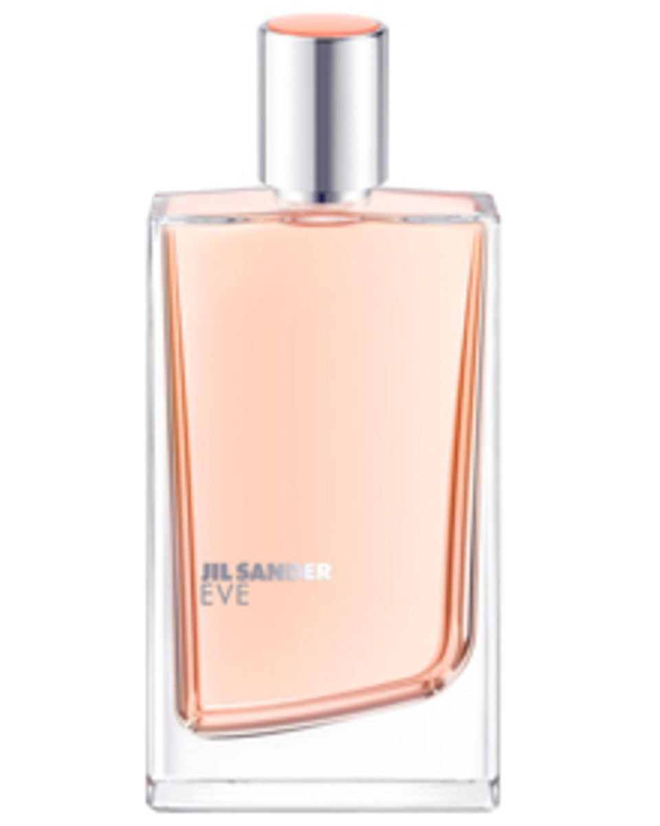 "Eve" ist ein Mix aus Grapefruit und Johannisbeere mit sinnlichem Kaschmirholz (von Jil Sander, 50 ml EdT, ca. 59 Euro) "Eve" ist ein Mix aus Grapefruit und Johannisbeere mit sinnlichem Kaschmirholz (von Jil Sander, 50 ml EdT, ca. 59 Euro)