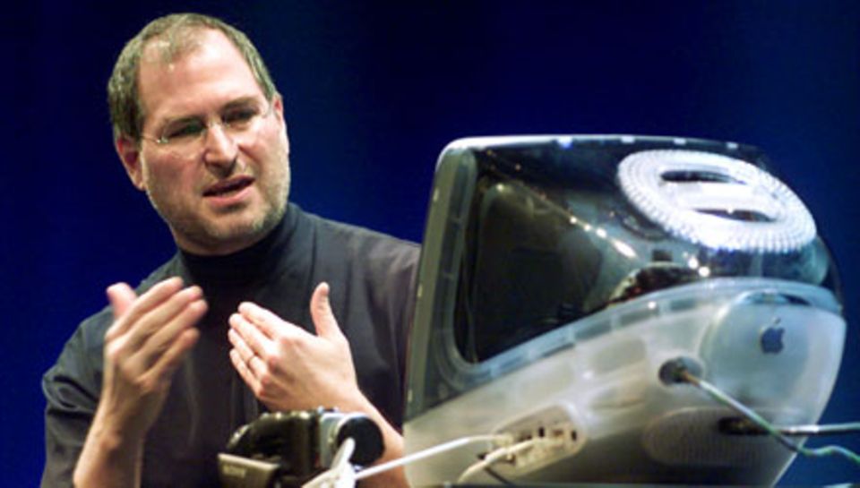 Vor elf Jahren musste Steve Jobs, hier bei einer Messe in Tokio, noch nicht gegen den Krebs kämpfen. Vor elf Jahren musste Steve Jobs, hier bei einer Messe in Tokio, noch nicht gegen den Krebs kämpfen.