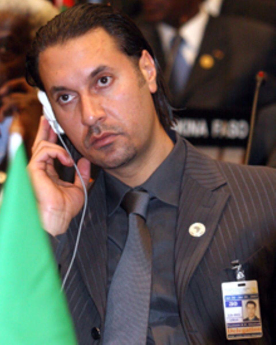 Der Diktatorensohn Mutassim Gaddafi war vier Jahre mit Hessler liiert und wurde am 20. Oktober 2011 von Rebellen getötet.