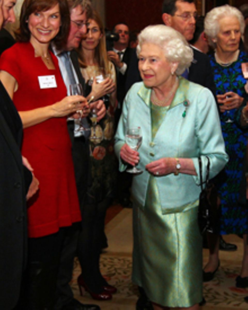 Herzogin Catherine: Queen Elizabeth II empfängt Journalisten in Buckingham Palace. Herzogin Catherine: Queen Elizabeth II empfängt Journalisten in Buckingham Palace.