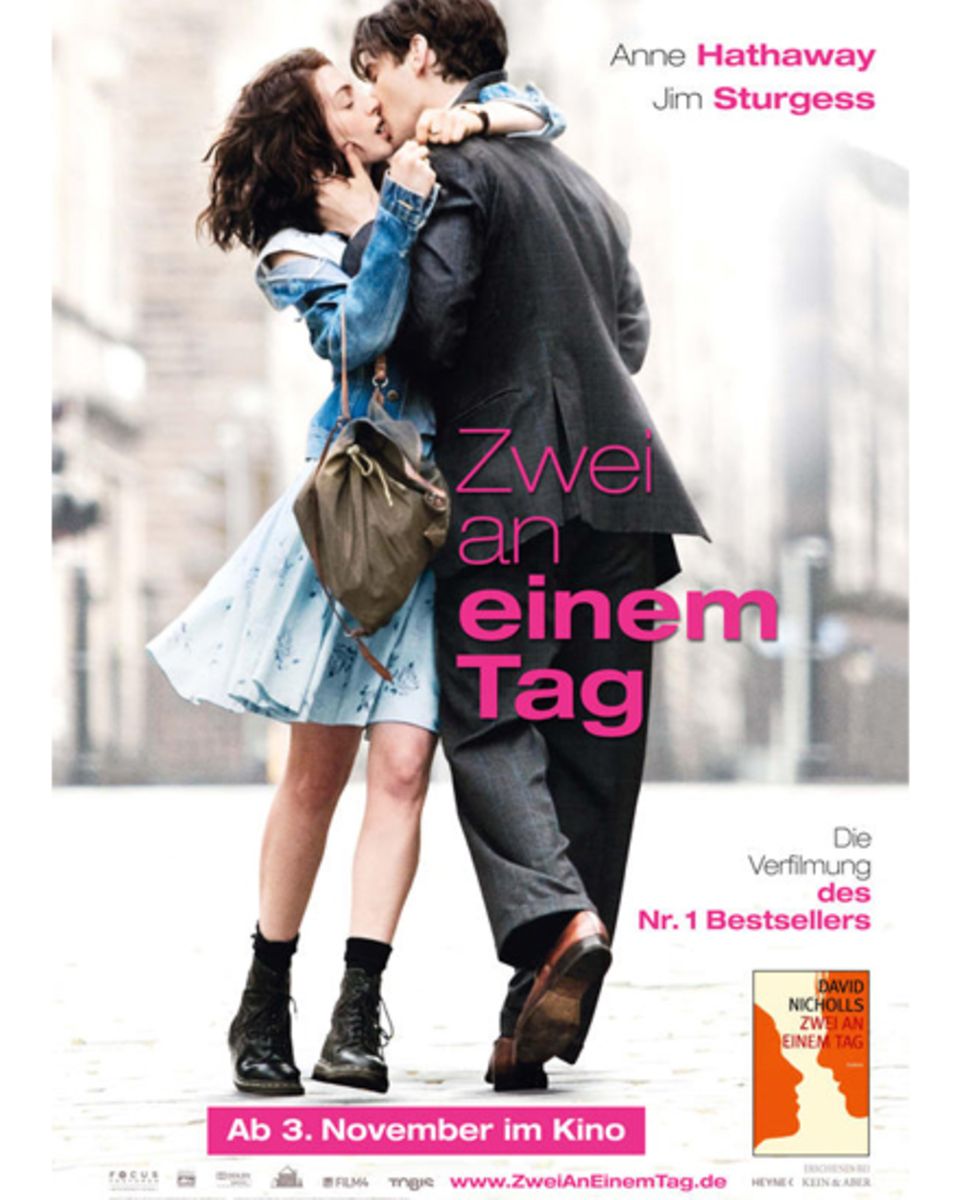 In der Verfilmung von David Nicholls' Bestseller "Zwei an einem Tag" beweist Anne Hathaway ihr Talent und ihre Wandelbarkeit In der Verfilmung von David Nicholls' Bestseller "Zwei an einem Tag" beweist Anne Hathaway ihr Talent und ihre Wandelbarkeit