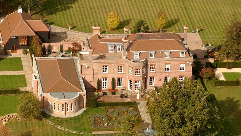 Home, sweet home: In der Zeit zwischen den Jahren residieren David Beckham und seine Familie im "Beckingham Palace" in Hertfords