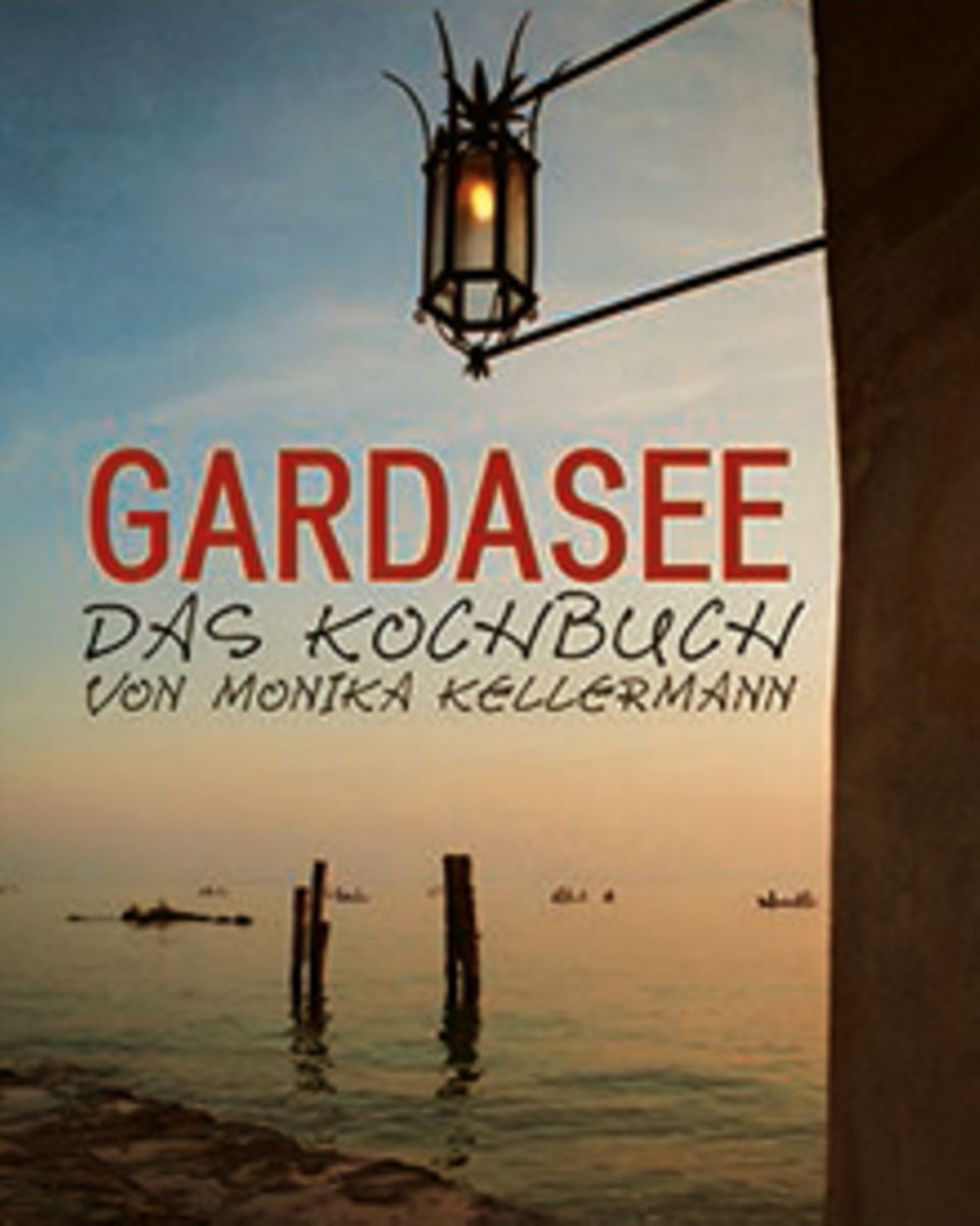In Monika Kellermanns Buch finden sich neben 100 originellen Rezepten vom Gardasee auch Informationen zu regionalen Produkten, p In Monika Kellermanns Buch finden sich neben 100 originellen Rezepten vom Gardasee auch Informationen zu regionalen Produkten, p