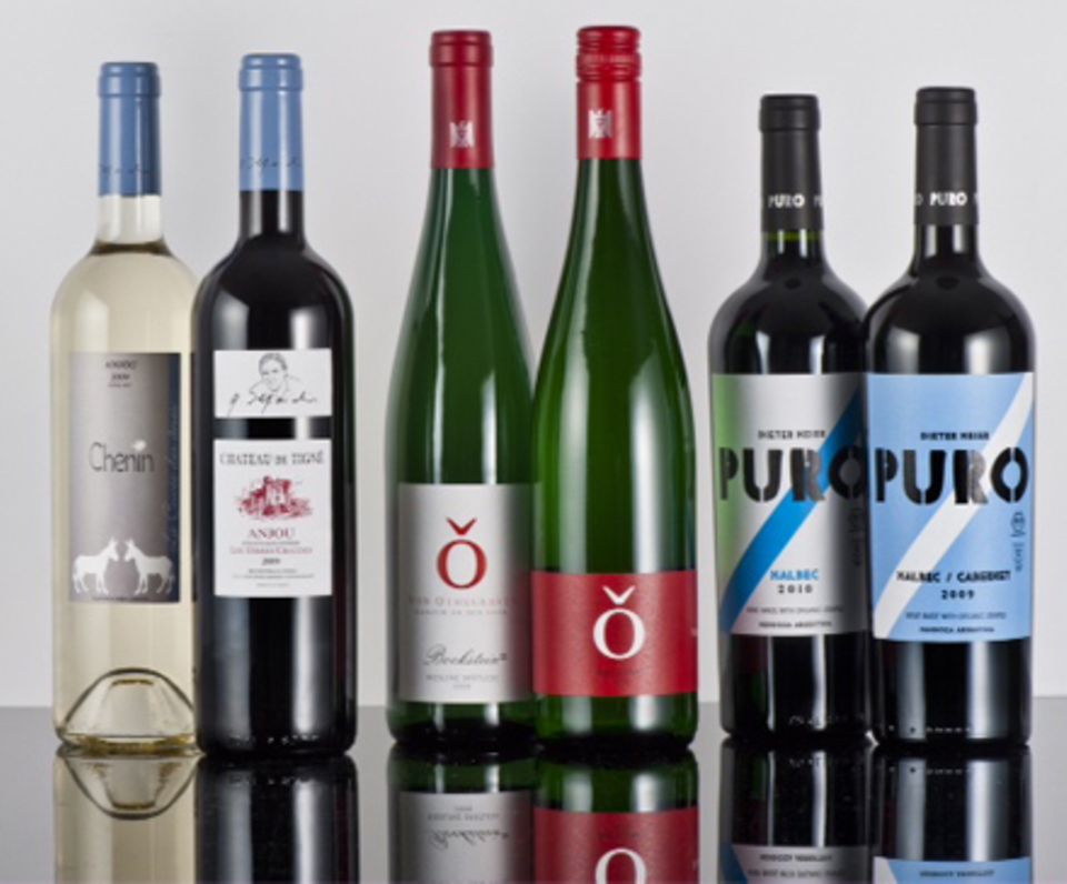 Bestellen Sie jetzt das exklusive Promi-Wein-Paket. Bestellen Sie jetzt das exklusive Promi-Wein-Paket.