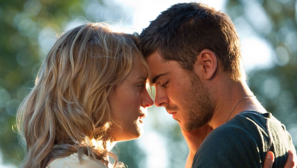 Taylor Schilling und Zac Efron im Film "The Lucky One" Taylor Schilling und Zac Efron im Film "The Lucky One"