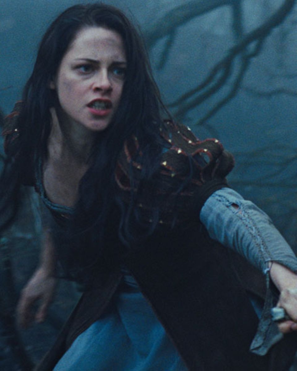 Kristen Stewart will ihre böse Stiefmutter besiegen. Kristen Stewart will ihre böse Stiefmutter besiegen.