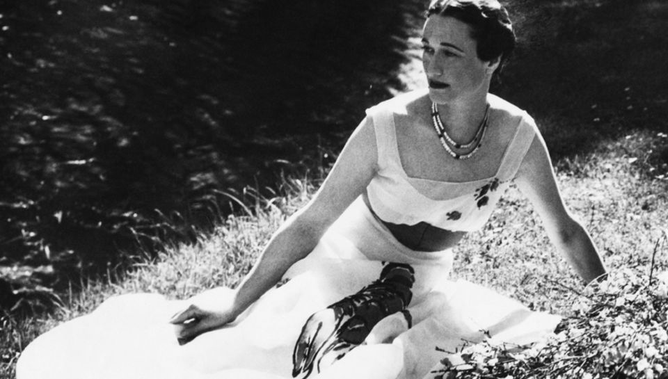 Bis heute wird Wallis Simpson, Herzogin von Windsor, als ModeIkone gefeiert. Ihr Credo: "Ich bin keine schöne Frau, kein Hinguck Bis heute wird Wallis Simpson, Herzogin von Windsor, als ModeIkone gefeiert. Ihr Credo: "Ich bin keine schöne Frau, kein Hinguck