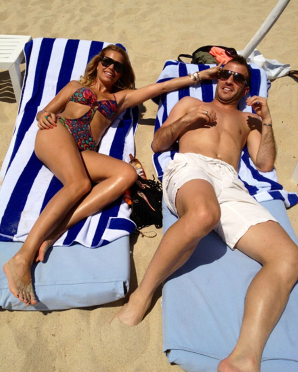 Sylvie und Rafael van der Vaart am Strand von St. Tropez