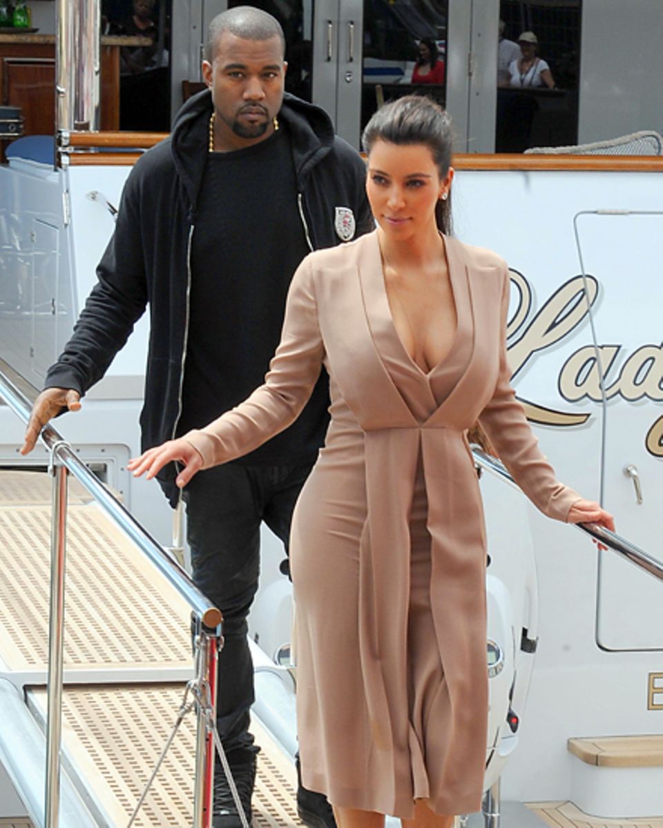 Kim, 31, und Kanye West, 35, im Mai bei den Filmfestspielen in Cannes. Die Beziehung sei echt und nicht inszeniert, sagt Kim. Kim, 31, und Kanye West, 35, im Mai bei den Filmfestspielen in Cannes. Die Beziehung sei echt und nicht inszeniert, sagt Kim.