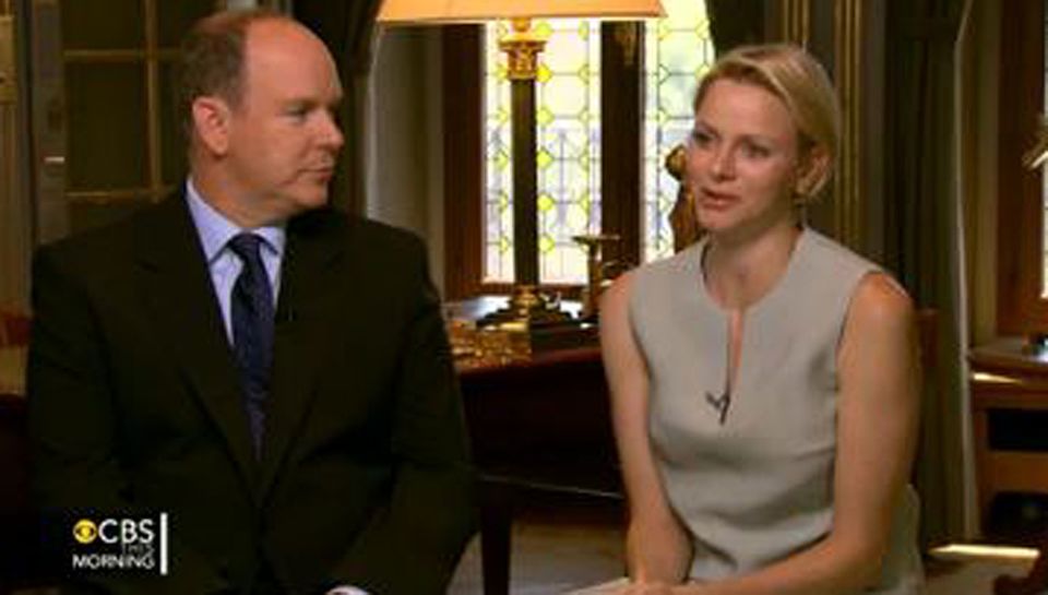 Fürst Albert und Fürstin Charlène luden den TV-Sender CBS in ihren Palast nach Monaco ein. Fürst Albert und Fürstin Charlène luden den TV-Sender CBS in ihren Palast nach Monaco ein.