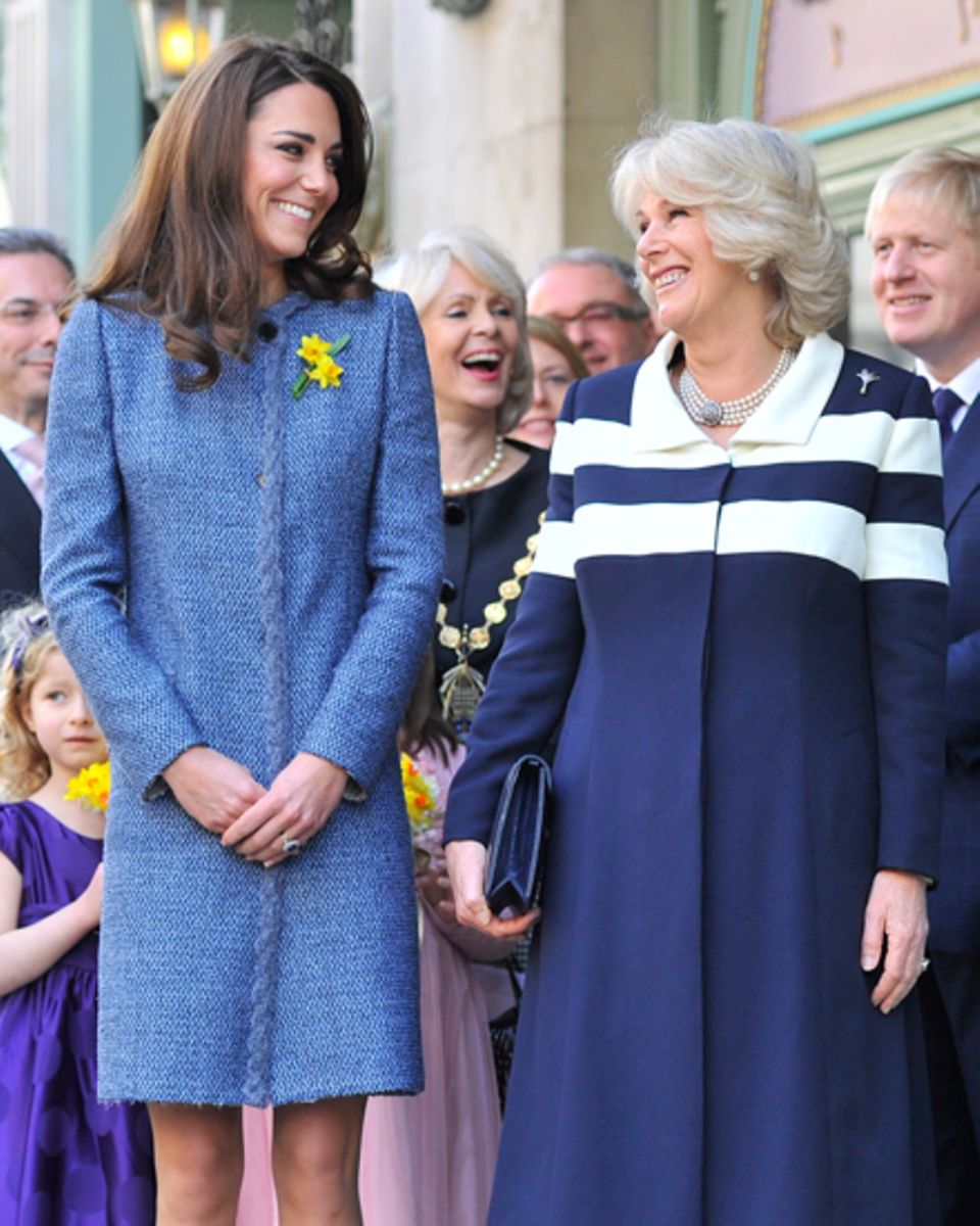 Für ihre Stiefschwiegertochter Catherine ist Camilla die wohl wichtigste Mentorin (hier im März in London).