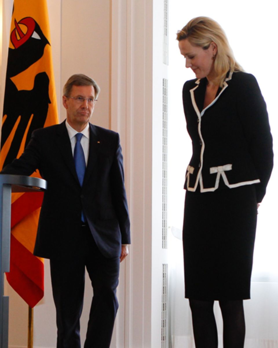 Als First Lady machte sie stets eine gute Figur - bis einschließlich zum unrühmlichen Abgang von Christian Wulff im Februar 2012