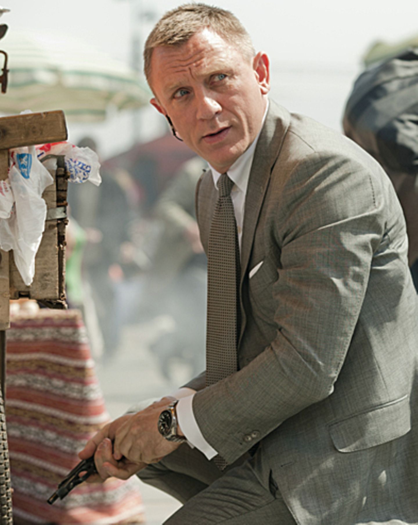 Daniel Craig alias "James Bond"