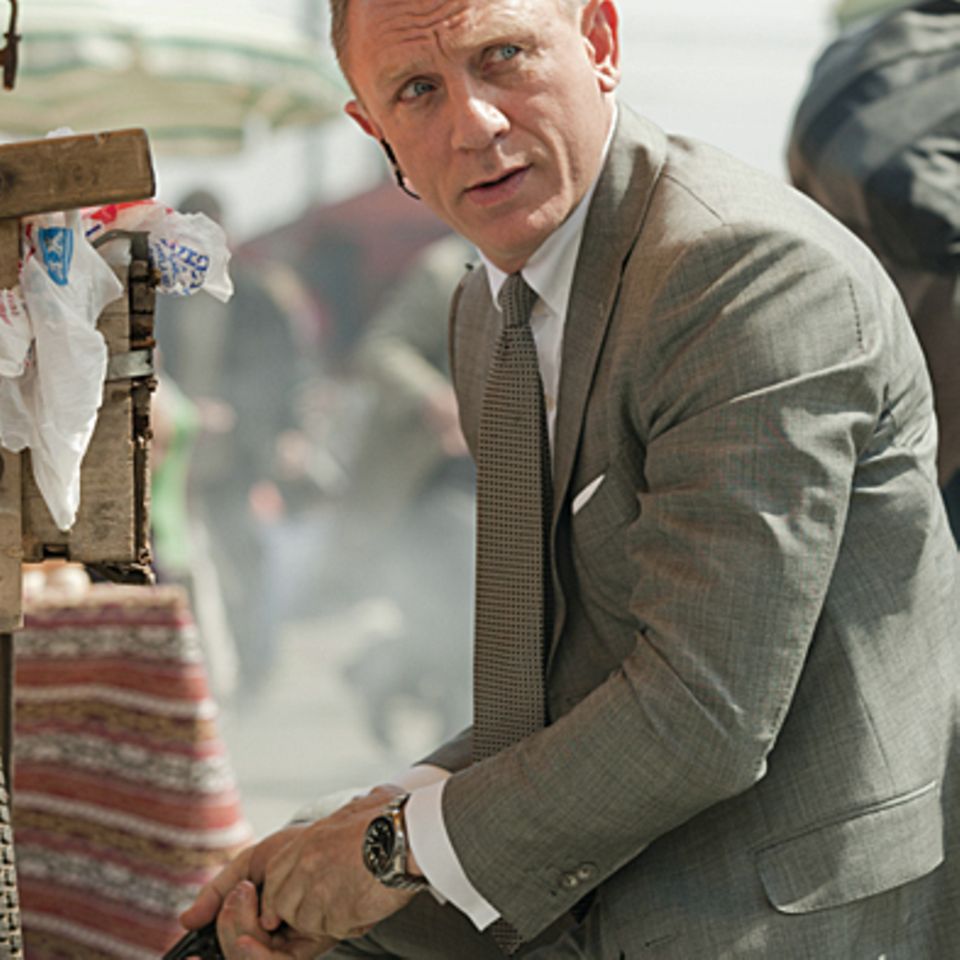 Daniel Craig alias "James Bond"