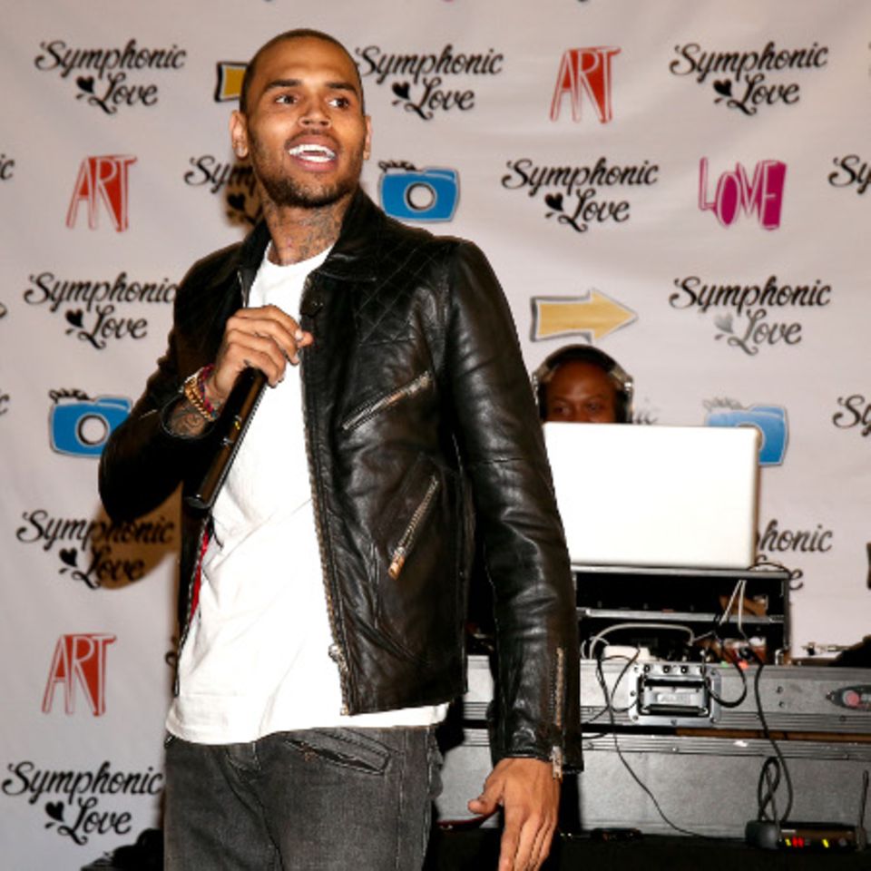 Chris Brown Kellnerin dementiert Romanze GALA.de