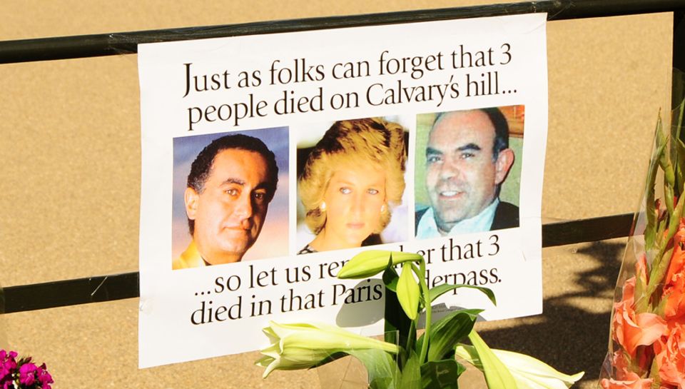 Große Anteilnahme am 15. Todestag von Lady Diana und den Mitinsassen des Fahrzeugs.